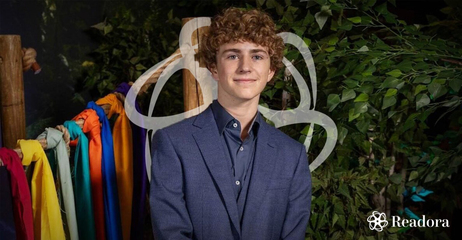 Walker Scobell Height