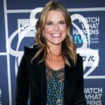 how tall is savannah guthrie