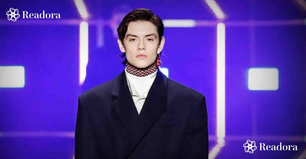 Louis-Partridge-Height1-1024x532 Louis Partridge Height How Tall Is the Enola Holmes Star and Other Facts About Him